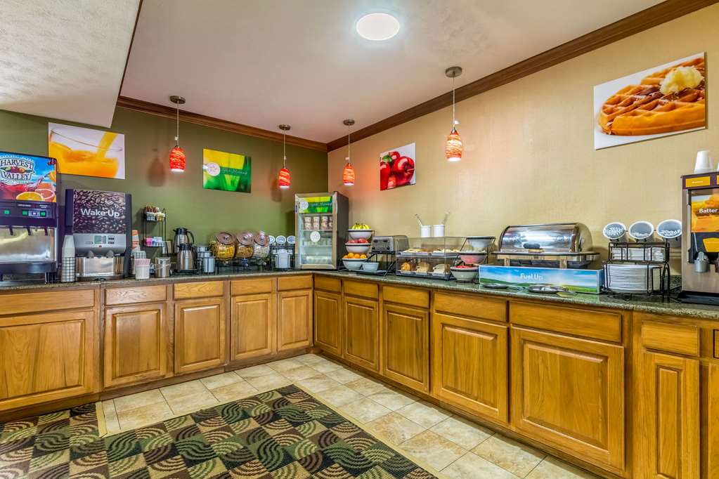 Quality Inn I 74 Batesville - photo 29