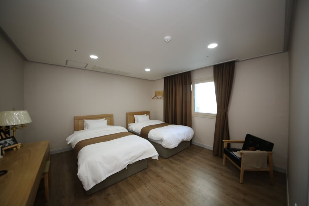 Hotel Aroha — Seogwipo — photo 5