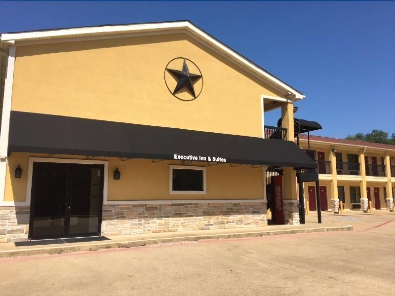 Executive Inn Suites — Longview
