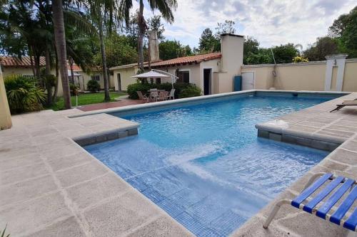 Casa quinta en la ruta 1 km 3.5 — 4-Star Luxury Hotel in Santa Fe, Argentina