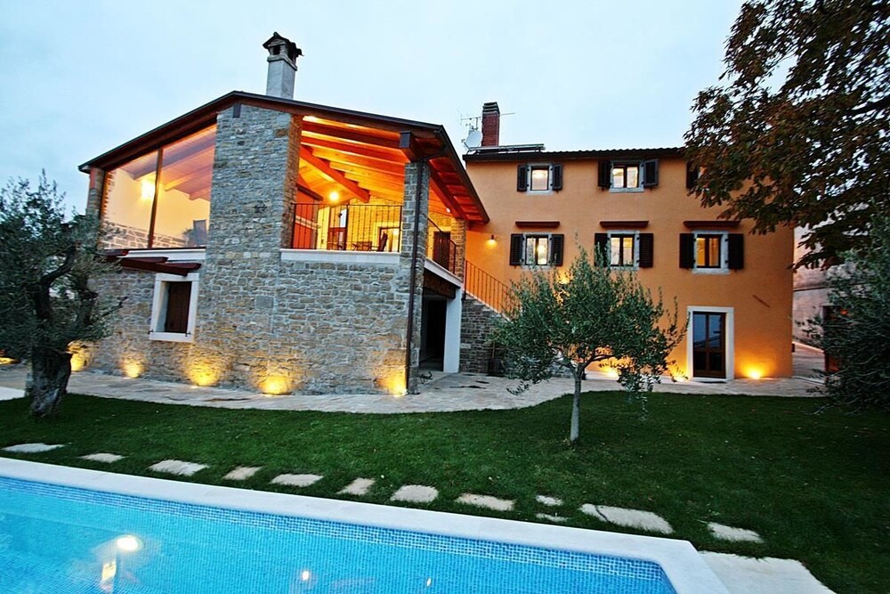 Holiday Home Zamask — 4-Star Luxury Hotel in Pazin, Croatia