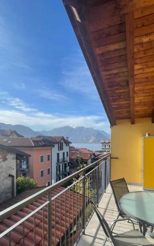 Penthouse Federico with lake view Residenza Silvana — 4-Star Luxury Hotel in Verbania, Italy