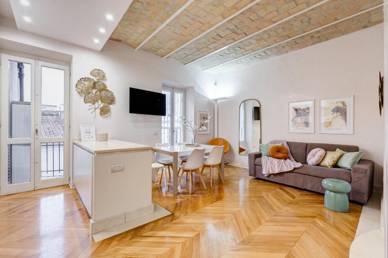 BDC Platinum 2Bdr apt at Spanish Steps — 4-Star Luxury Hotel in Rome, Italy