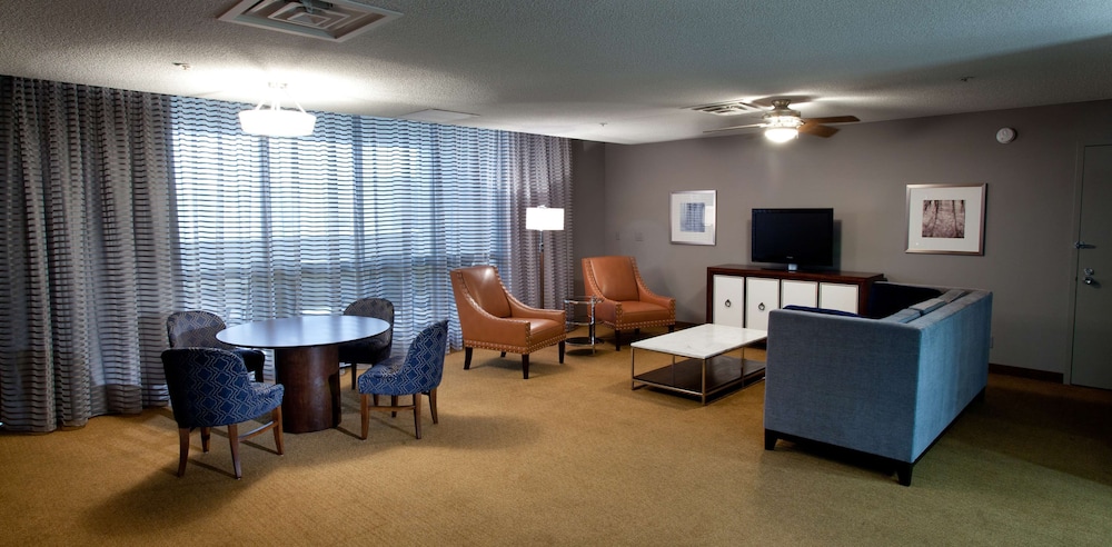 Doubletree by Hilton Bloomington Minneapolis South - photo 10