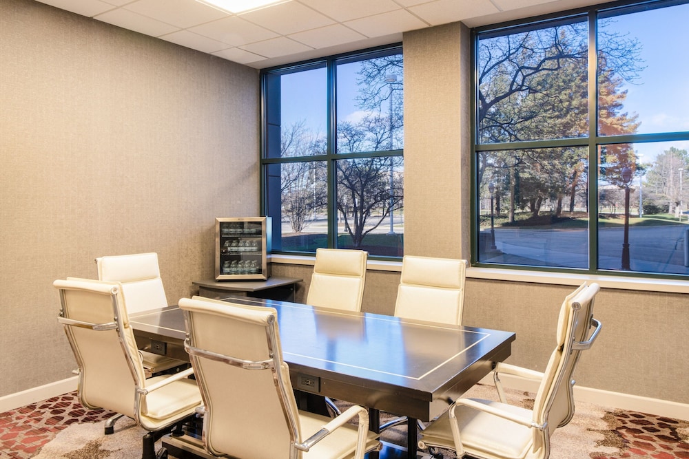 Chicago Marriott Suites Deerfield - photo 4