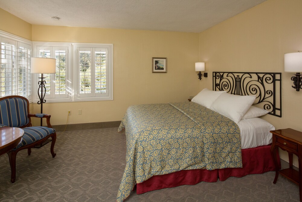 Normandy Inn - photo 7