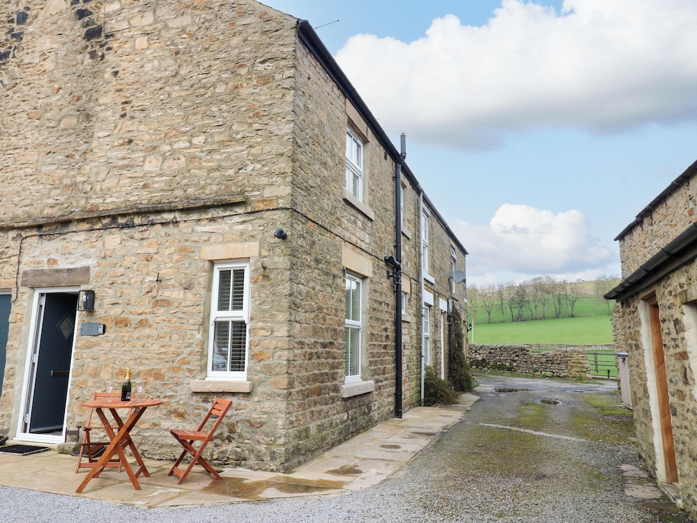 Larl Cottage — 4-Star Luxury Hotel in Barnard Castle, United Kingdom