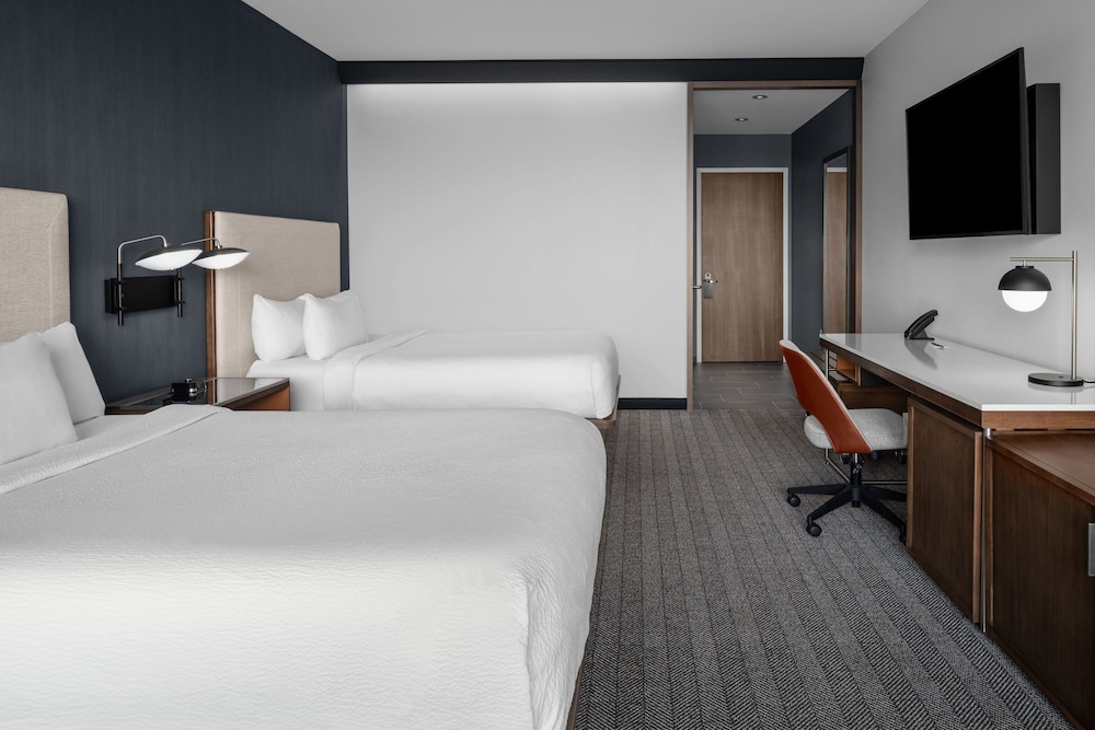 Courtyard by Marriott Myrtle Beach Oceanfront - photo 10