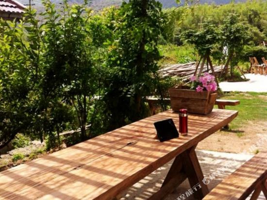 Mogan Lake Hills Cents - last minute hotel in Deqing