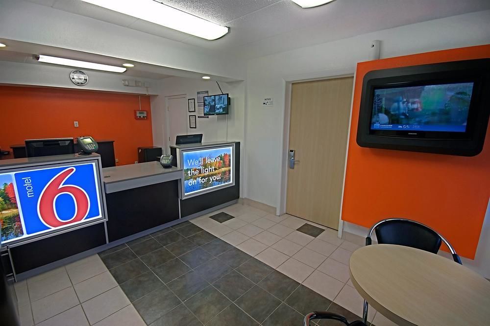 Days Inn by Wyndham Charleston WV - photo 23