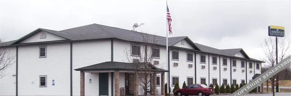AmeriVu Inn and Suites Stanley - photo 2