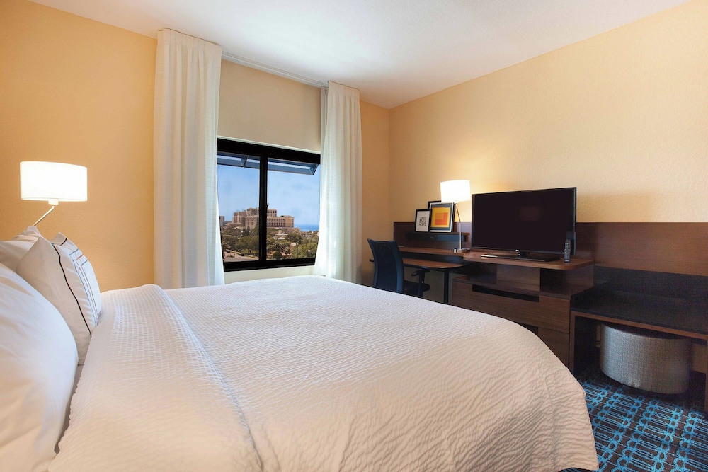 Fairfield Inn & Suites by Marriott Clearwater Beach - photo 9