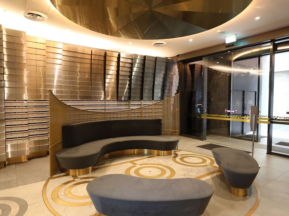 Realm Apartments by CLLIX — 4-Star Luxury Hotel in Adelaide, Australia