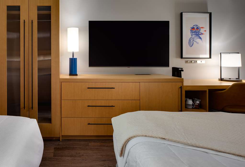 Hyatt Place Boston Seaport District - photo 18