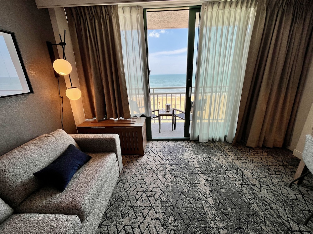 Sheraton Virginia Beach Oceanfront Hotel - photo 72