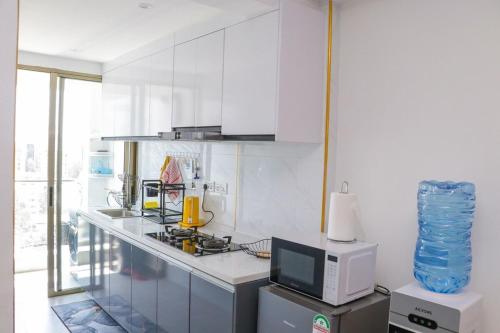 Elegant One Bedroom Apartment