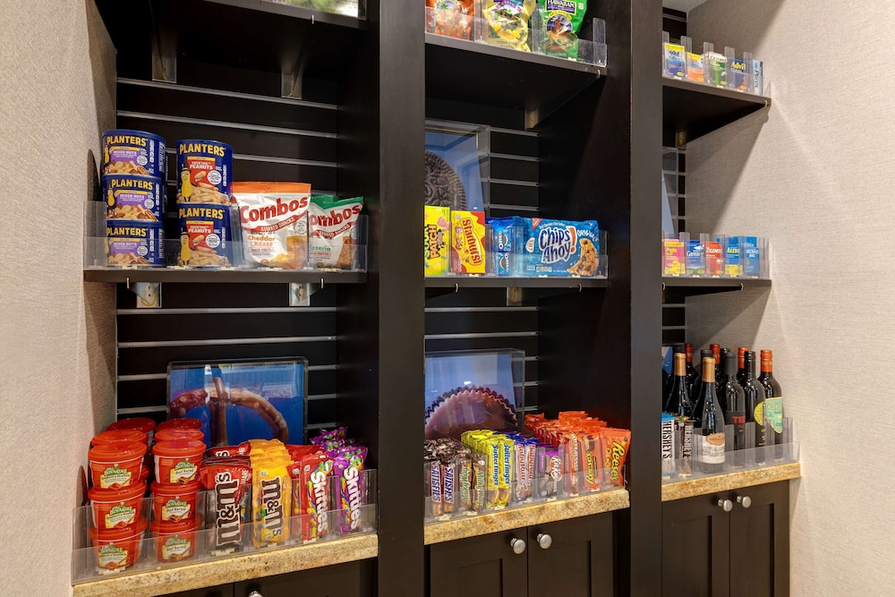 Hampton Inn & Suites San Luis Obispo - photo 3