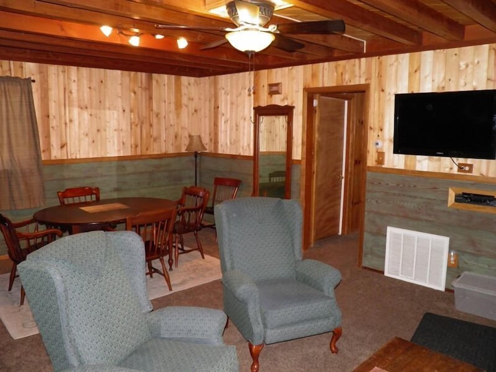 825 Julie Lane - photo 7