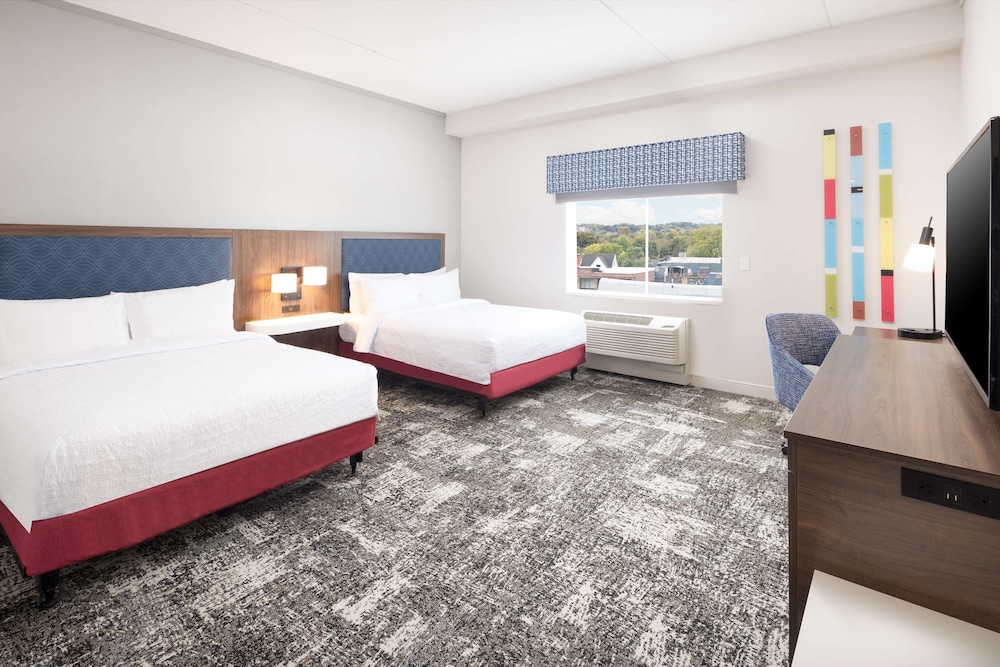 Hampton Inn & Suites by Hilton Rochester Downtown - photo 13