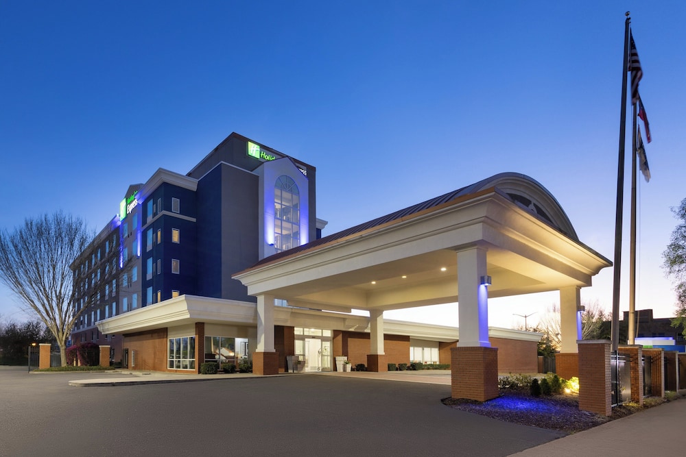 Holiday Inn Express Augusta Downtown by IHG - photo 35