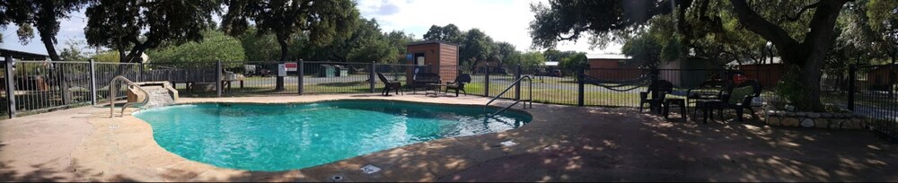 The Leakey Inn by CMD — hotel in Leakey