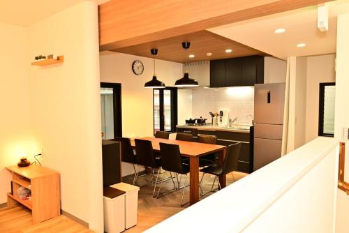 3 Toilets 2 Showers Renovated Shinjuku Large Family Home — 4-Star Luxury Hotel in Tokyo, Japan
