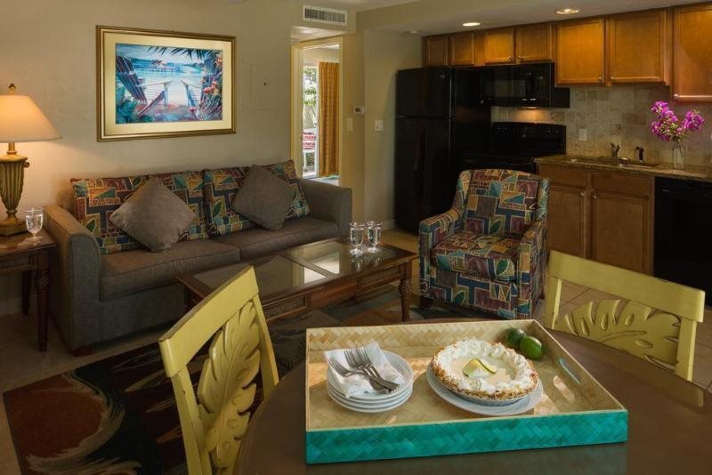 Coconut Palms Beach Resort - photo 3