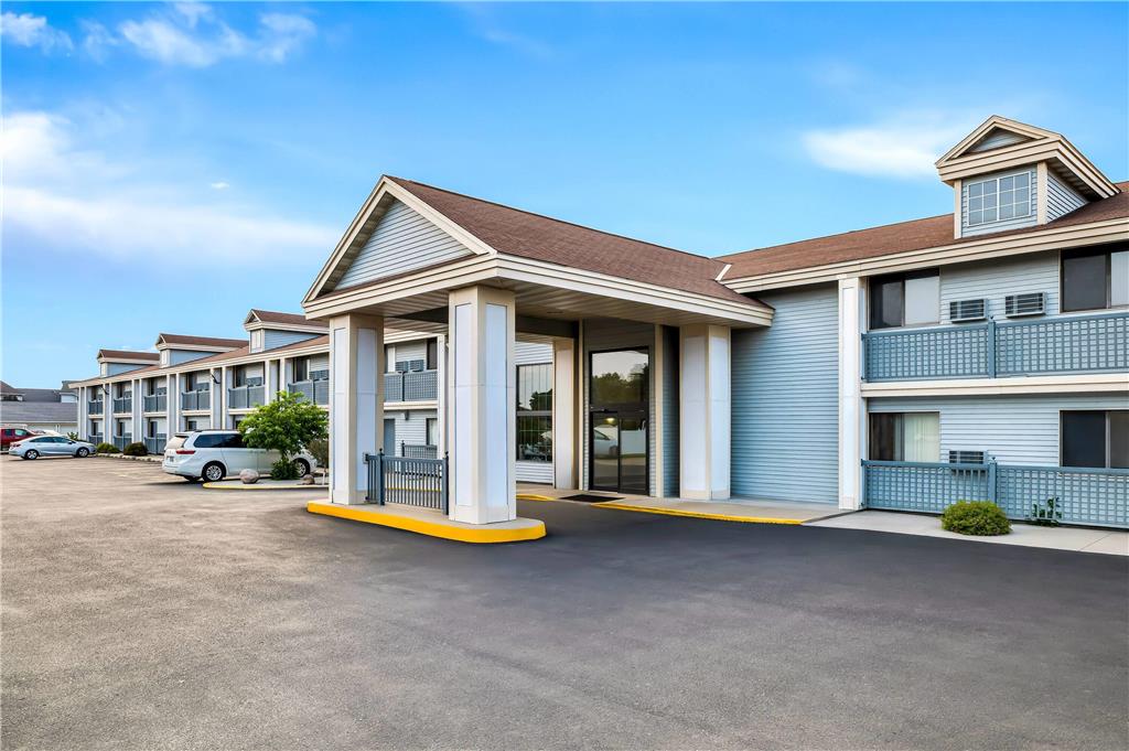 Super 8 by Wyndham La Crosse in La Crosse, United States