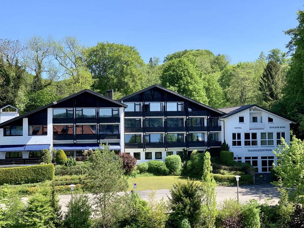 Hotel Schloss Berg - carbon neutral hotel in Berg