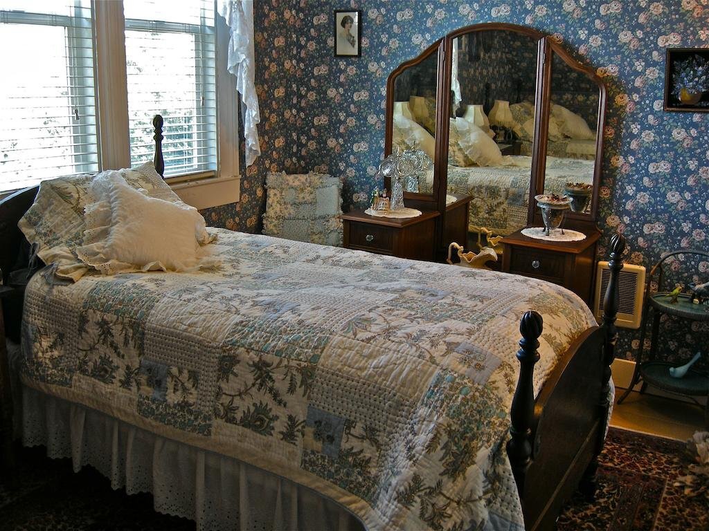 Old Tower House Bed & Breakfast - photo 4