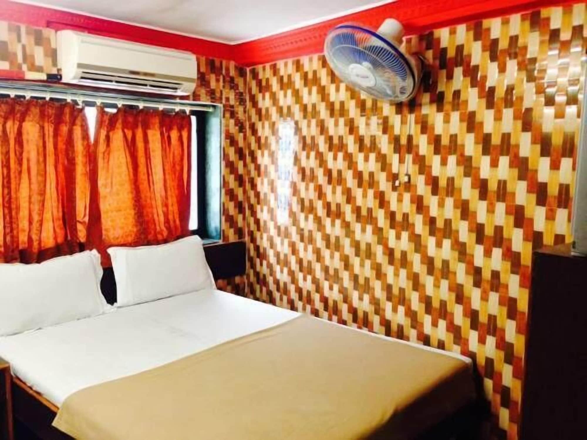 Hotel Metro Plaza Near BARC