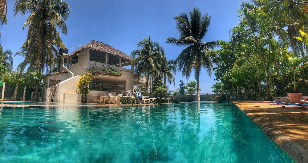 Las Casitas Puerto Arista in Tonala, Mexico