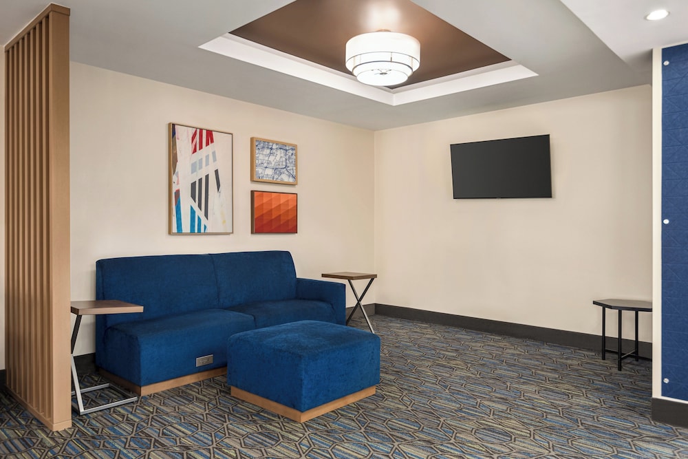 Holiday Inn Express Hotel & Suites Fredericksburg by IHG - photo 49