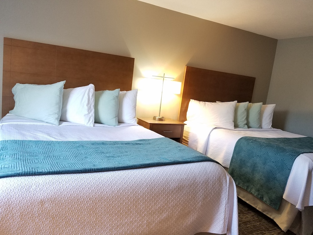 Hampton Village Inn - photo 7
