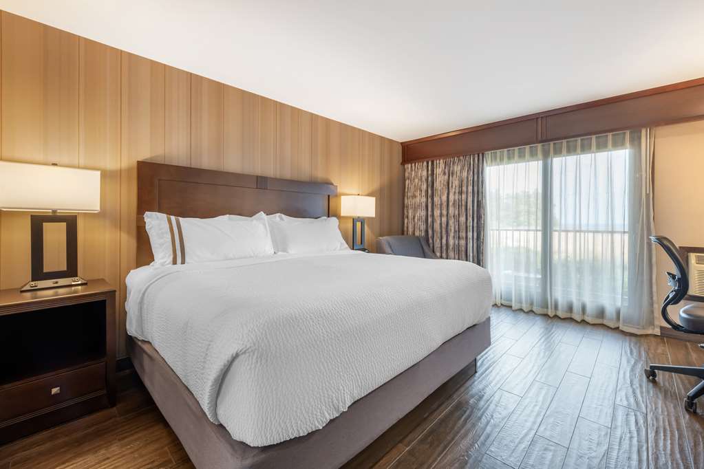Best Western Plus Superior Inn - photo 53