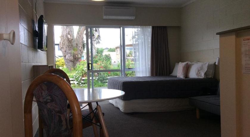 Racecourse Motel in Paeroa, New Zealand