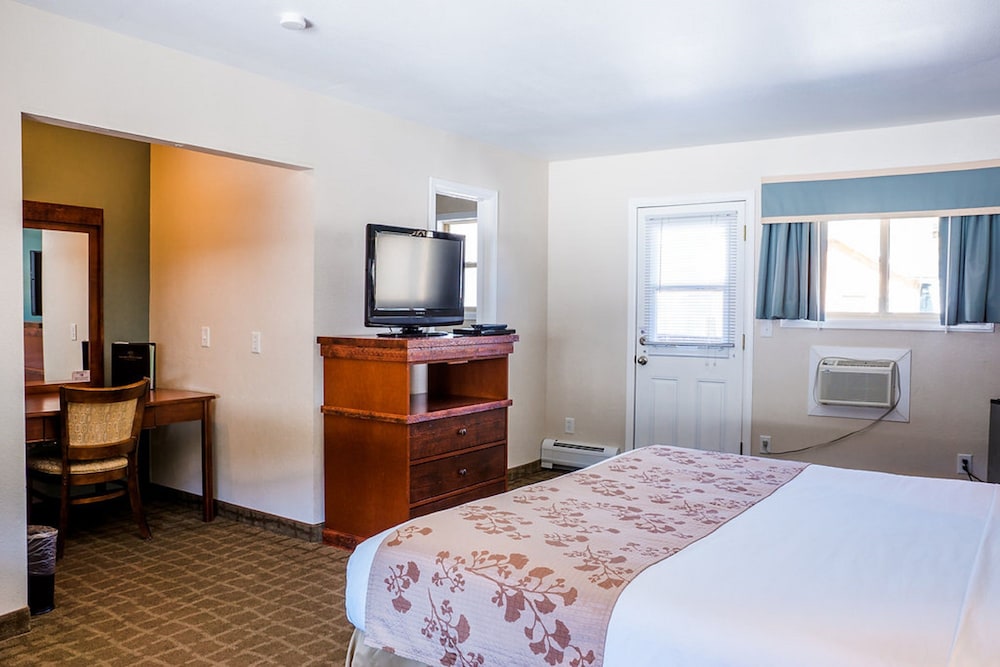 Murphy's River Lodge - photo 4