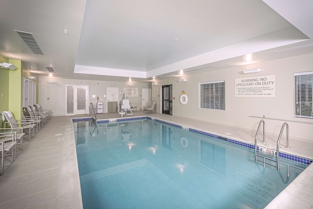 Hampton Inn Boston Westborough - photo 26