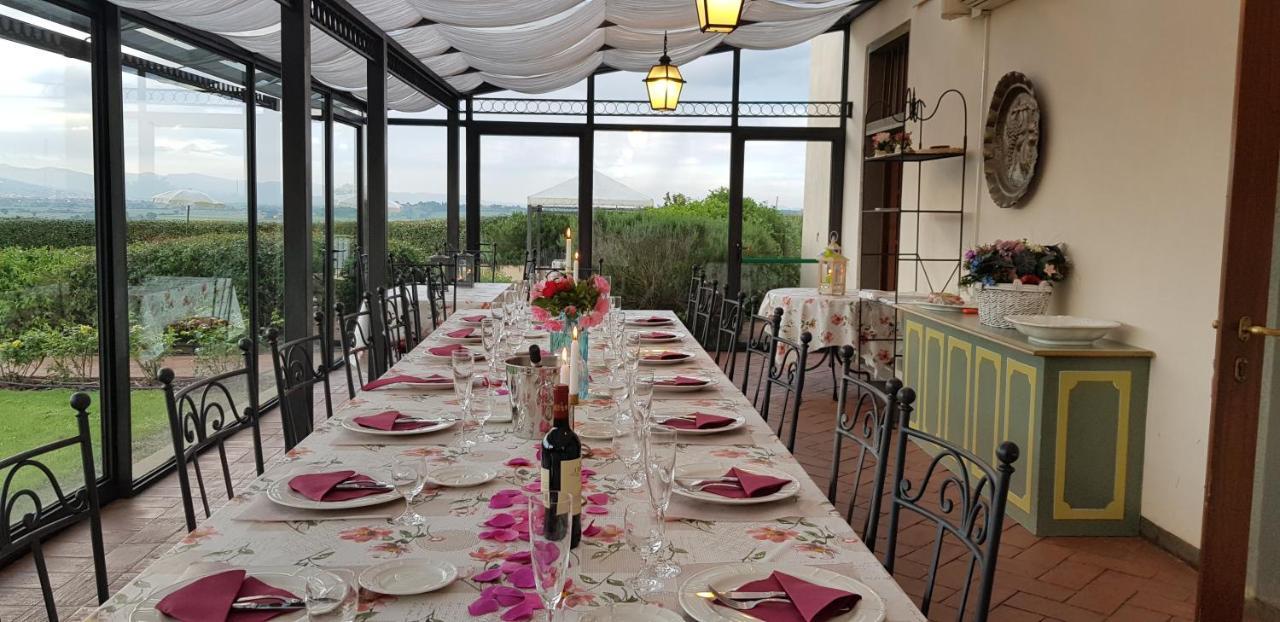 Villa De' Michelangioli — 4-Star Luxury Hotel in Castiglion Fiorentino, Italy
