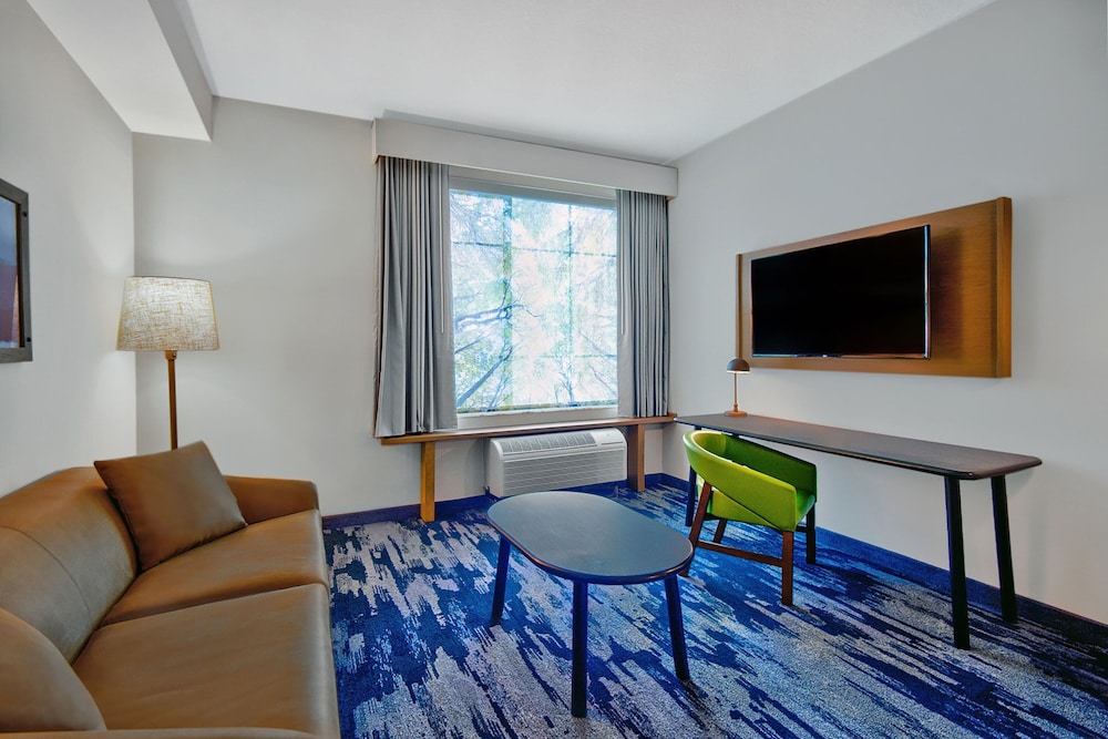 Fairfield By Marriott Inn & Suites Orlando At Flamingo Crossings Town Center - photo 16