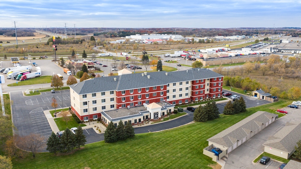 Holiday Inn Express Hotel & Suites St. Cloud by IHG - photo 64