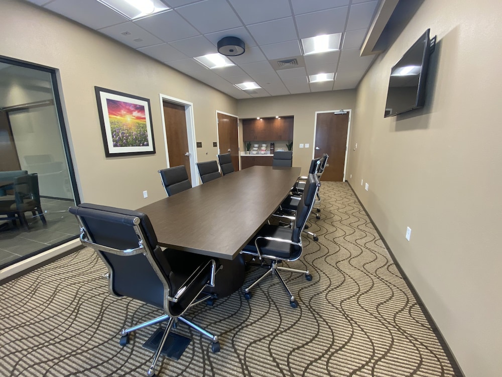 Comfort Suites Midland West - photo 23