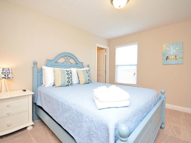 Luxury 7 Bedroom 5.5 Bedroom Vacation Home In Solterra Resort - photo 10