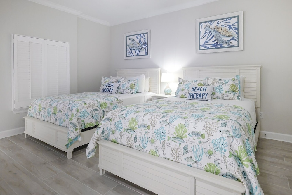 Phoenix Gulf Towers 407 3 Bedroom Condo - photo 8