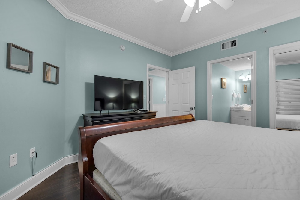 Majestic Beach Towers 1 1302 - photo 3