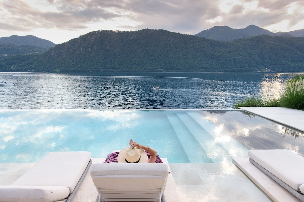 Laqua By The Lake in Pettenasco, Italy