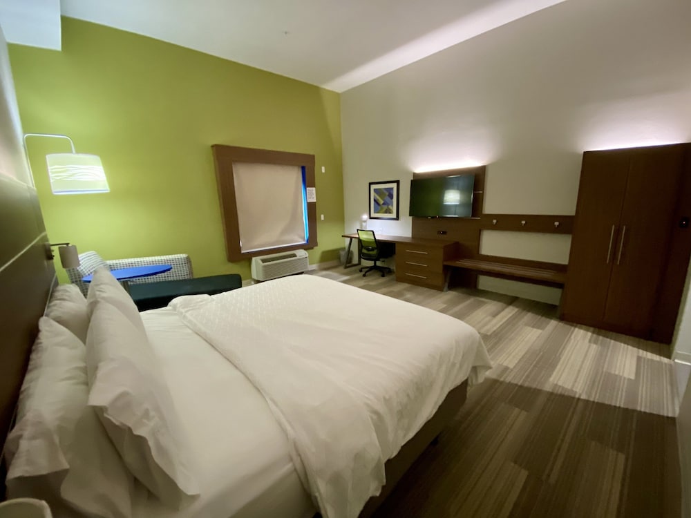 Holiday Inn Express Pineville Alexandria Area by IHG - photo 24