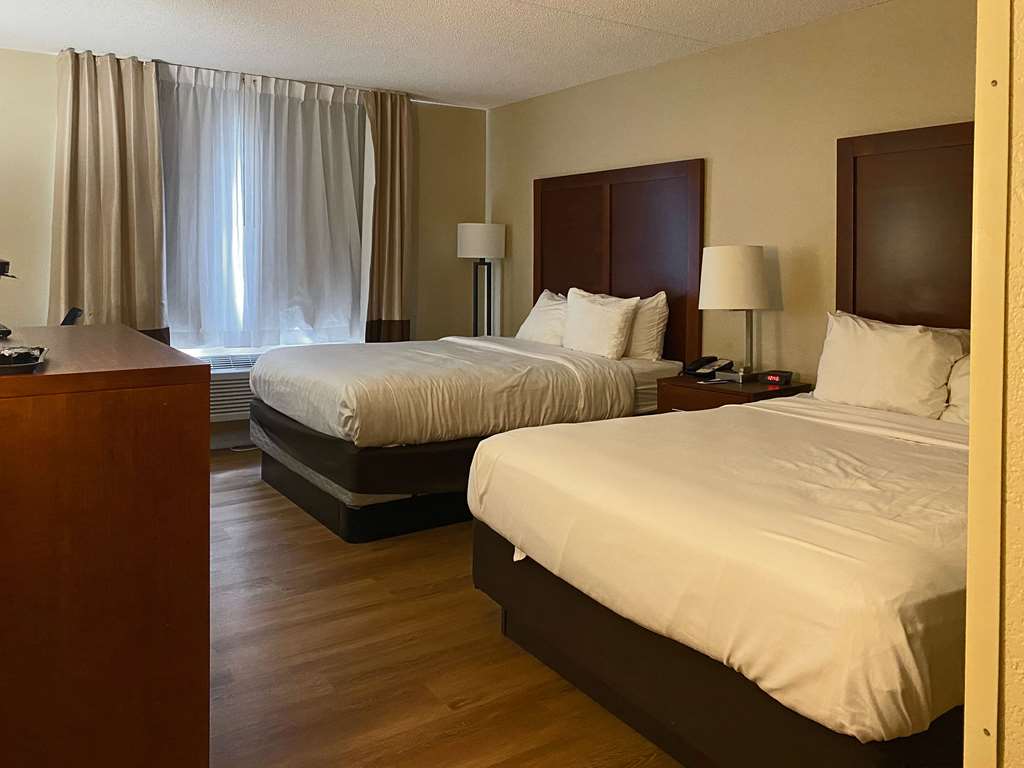 Comfort Inn & Suites Phoenix North Deer Valley - photo 20