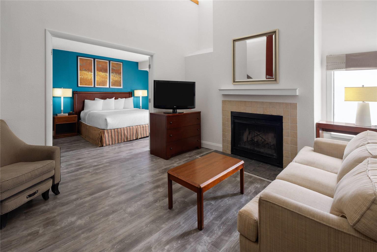Hawthorn Suites by Wyndham Vienna Tysons Corner - photo 37