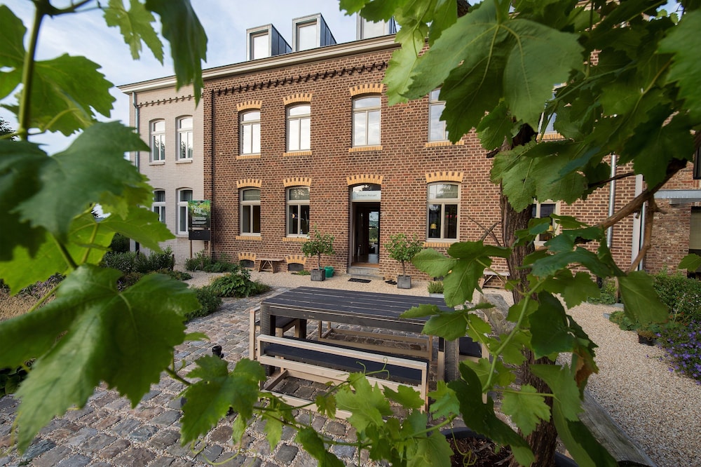 Domein Holset - carbon neutral hotel in Vijlen